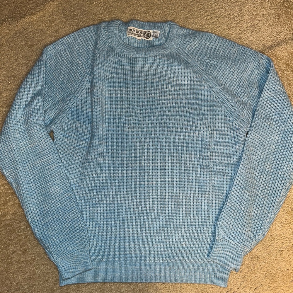Vintage Women’s Blue Sweater